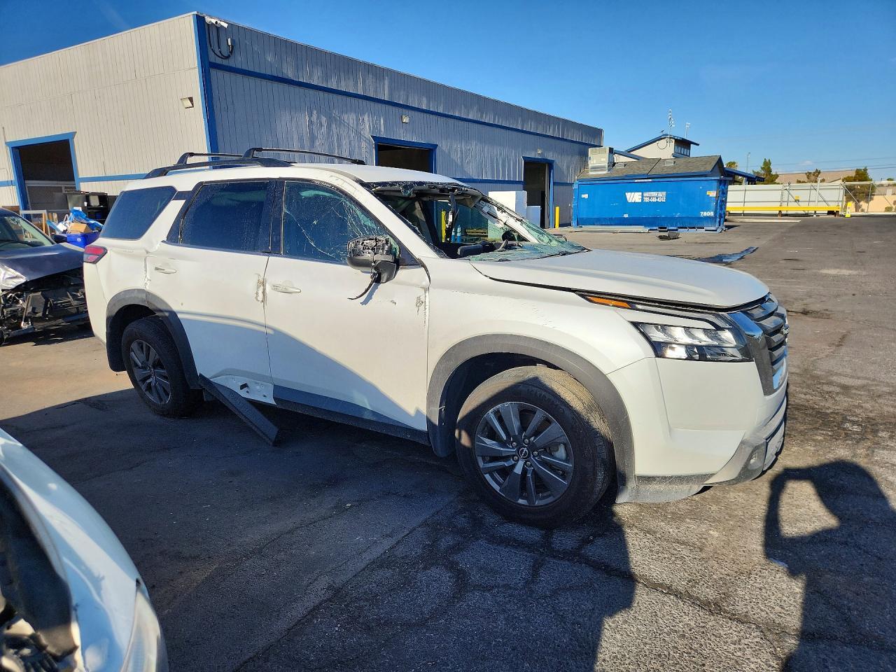 2025 Nissan Pathfinder Sv - Image 4