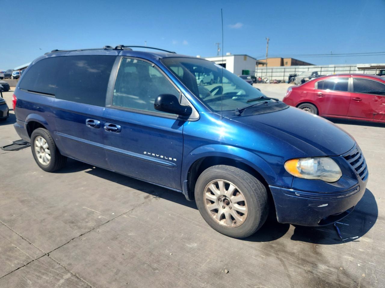 2001 Chrysler Town & Country Ex - Image 4