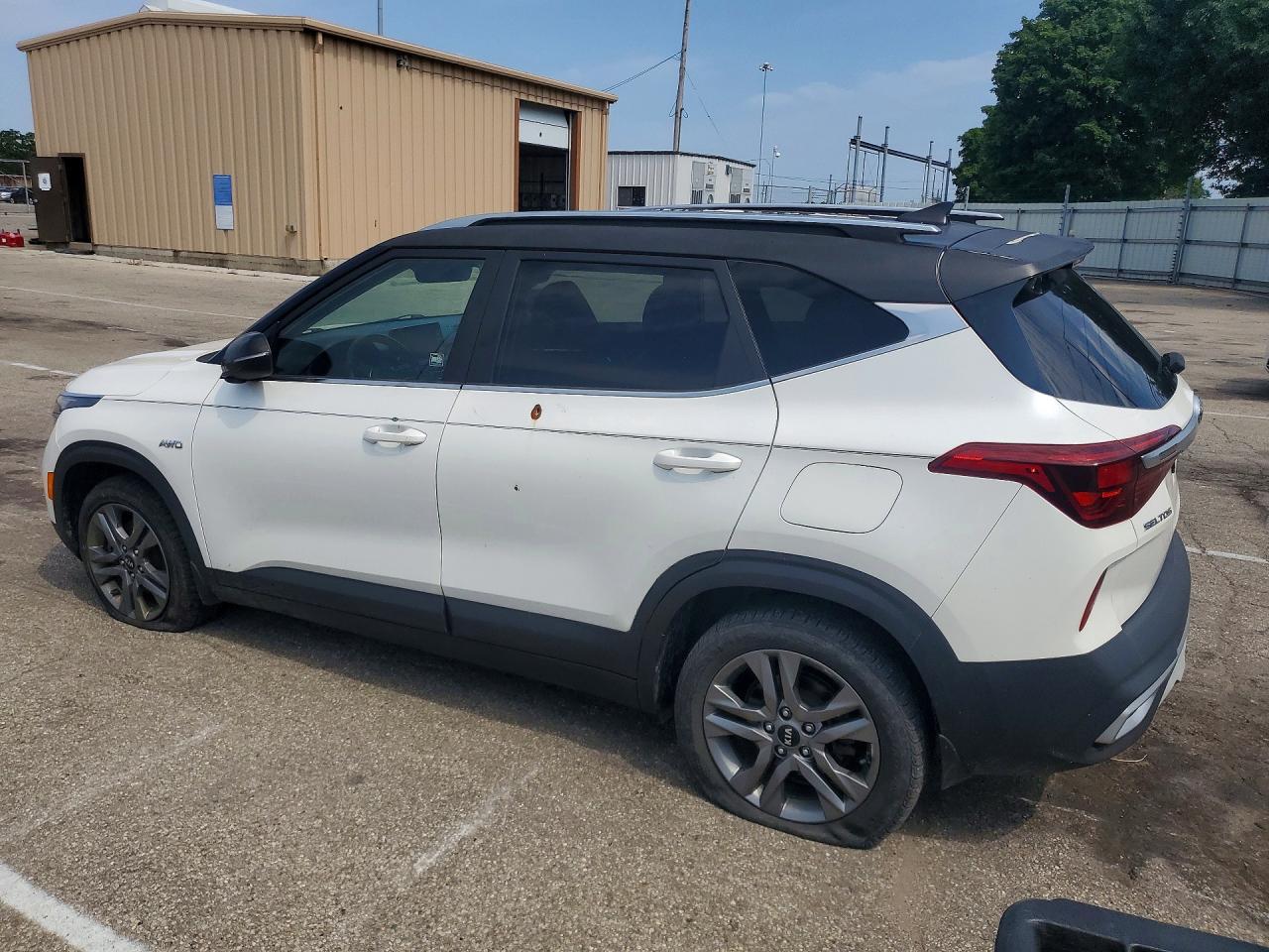 2021 Kia Seltos S - Image 2