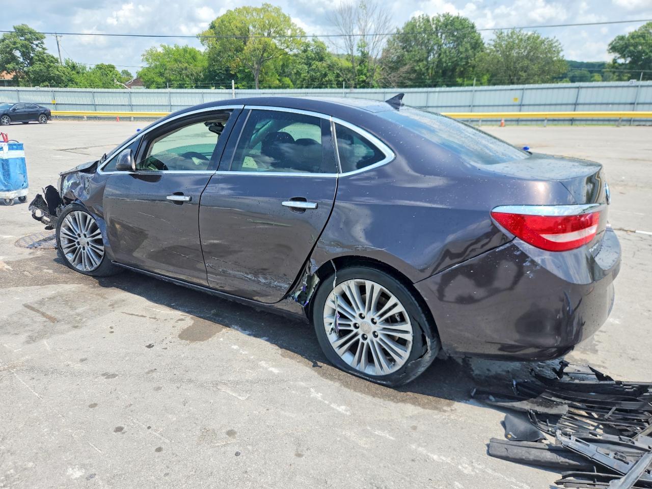 2013 Buick Verano - Image 2