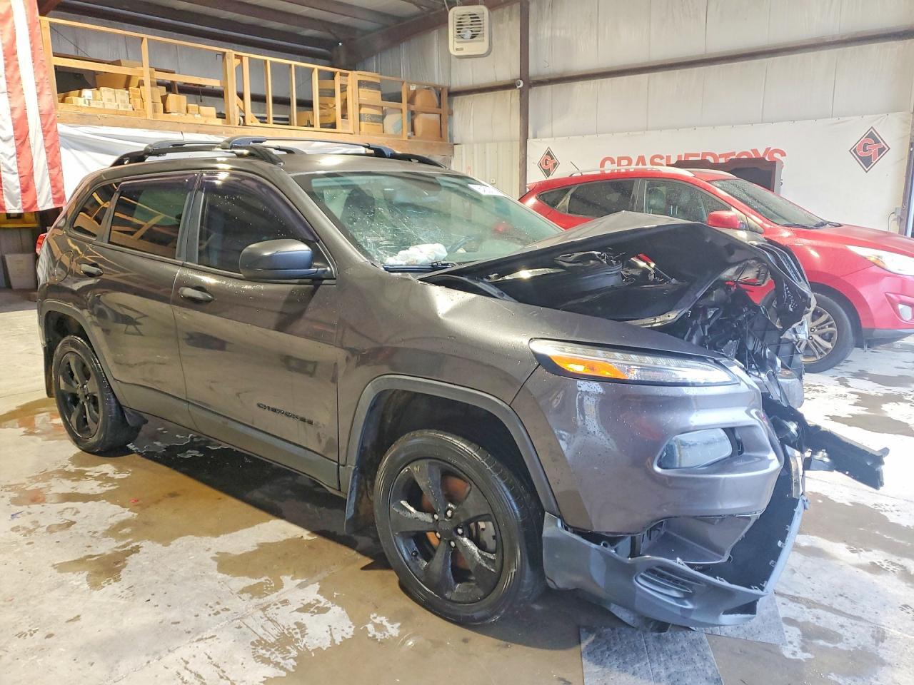 2016 Jeep Cherokee Sport - Image 4