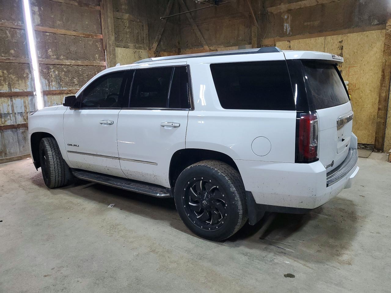 2019 GMC Yukon Denali - Image 2