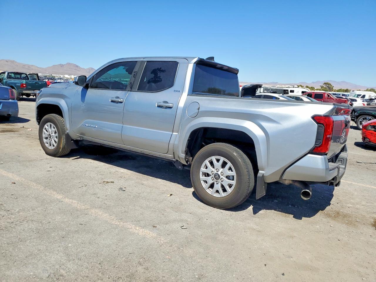 2025 Toyota Tacoma Sr5 - Фото 2