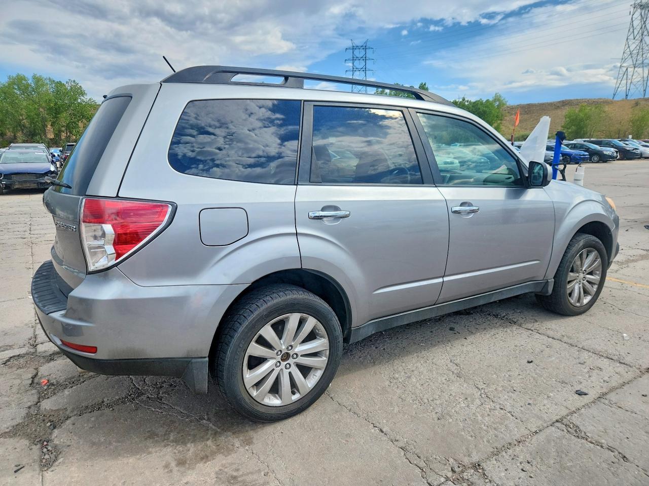2011 Subaru Forester 2.5X Premium - Фото 3