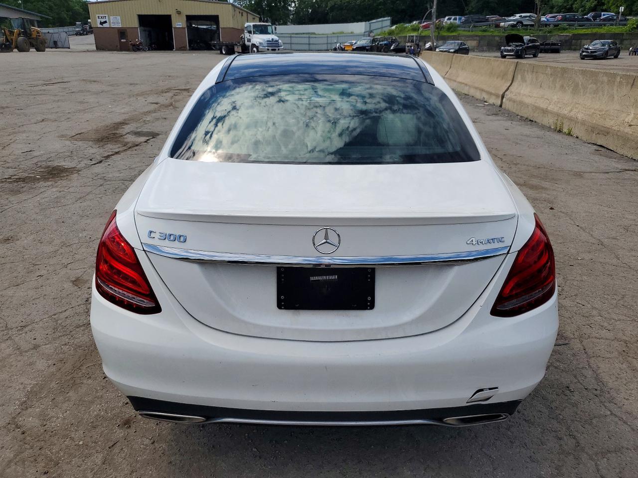 2018 Mercedes-Benz C 300 4Matic - Фото 6