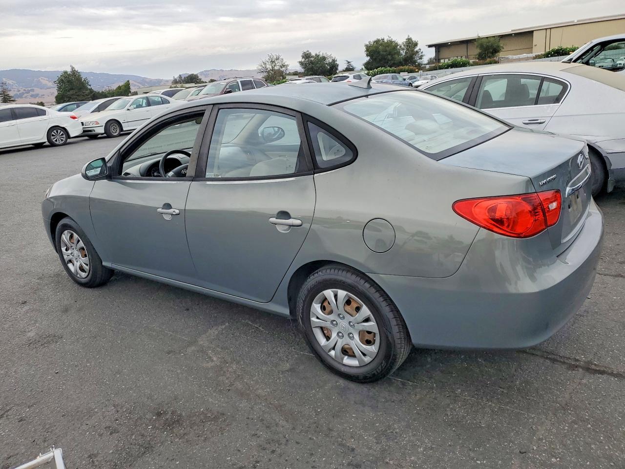 2010 Hyundai Elantra Gls - Фото 2