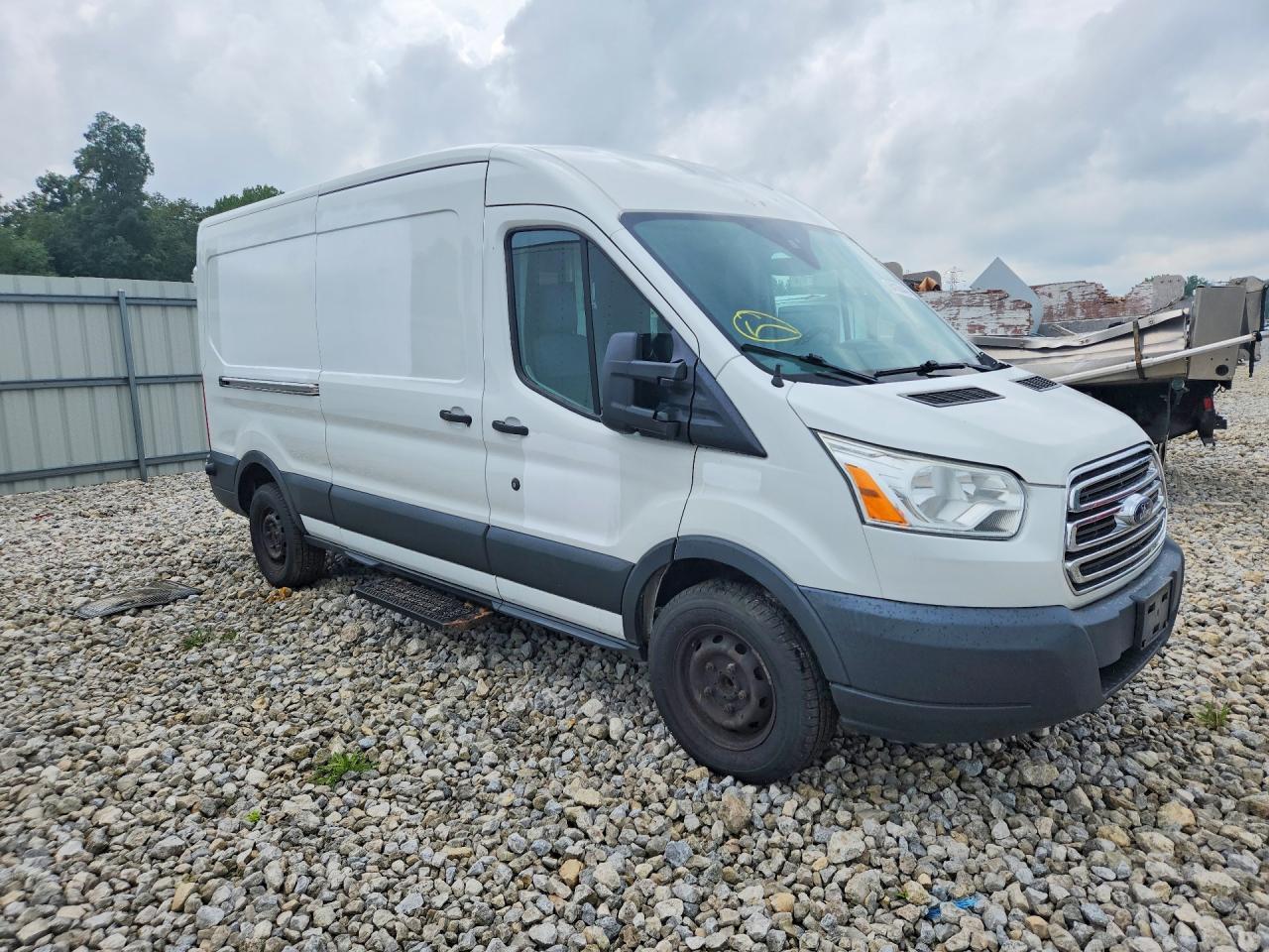 2017 Ford Transit 150 Delivery Van - Фото 4