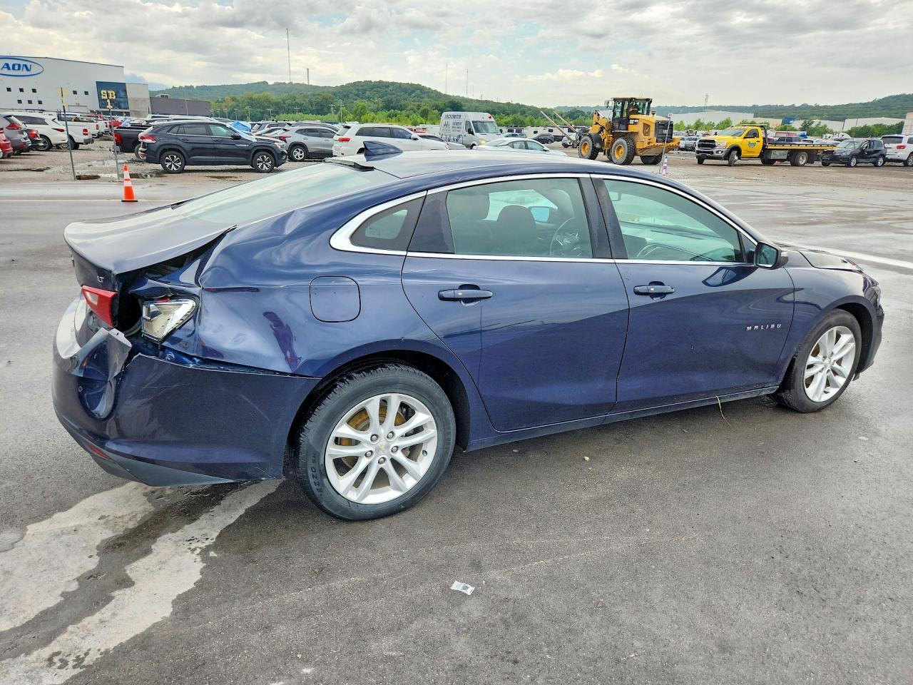 2018 Chevrolet Malibu Lt - Image 3