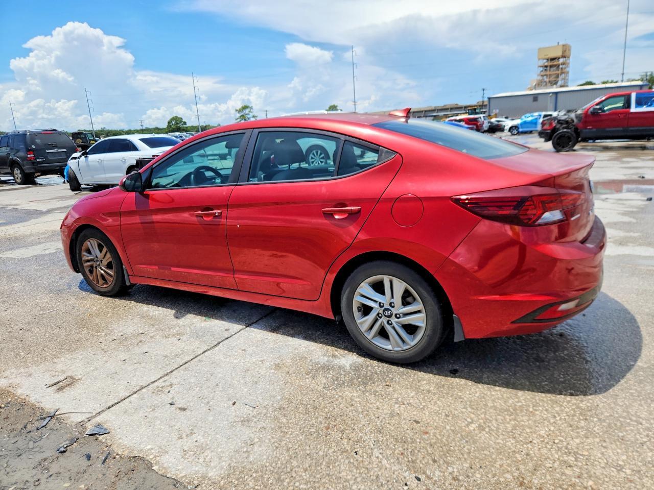 2019 Hyundai Elantra Sel - Фото 2