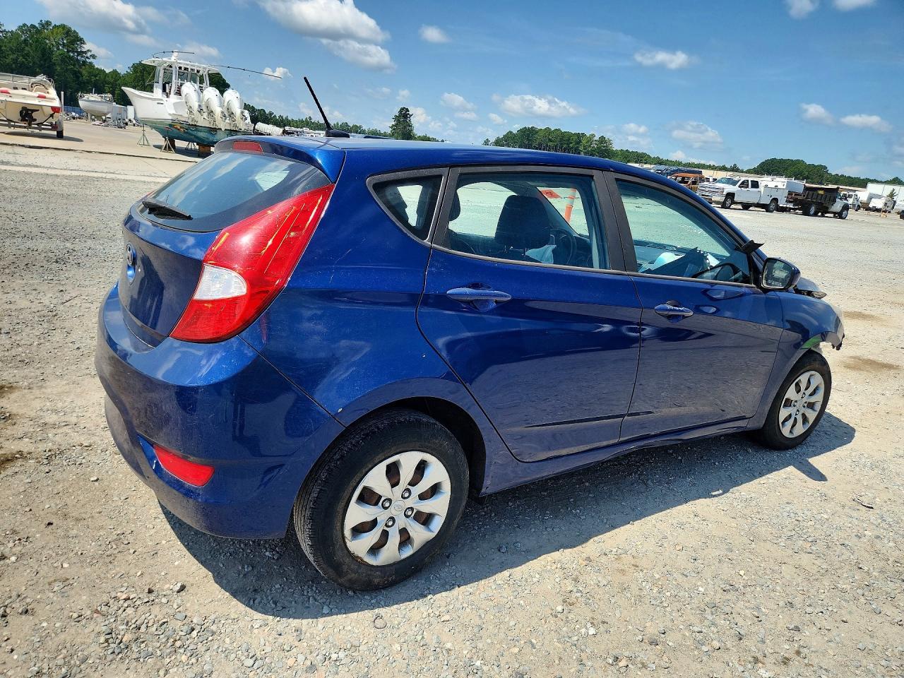 2017 Hyundai Accent Se - Фото 3