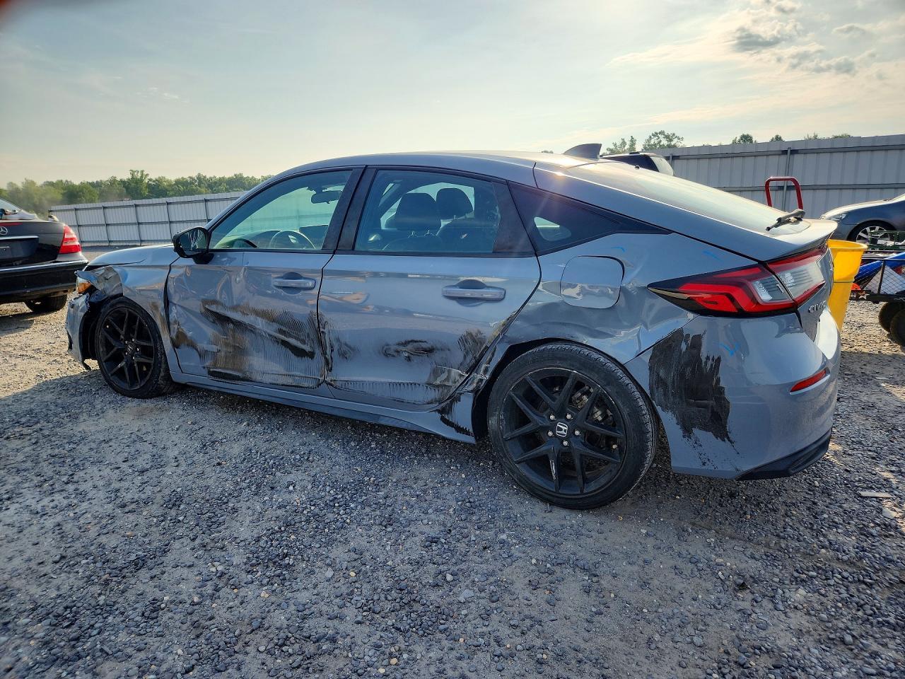 2022 Honda Civic Sport - Фото 2