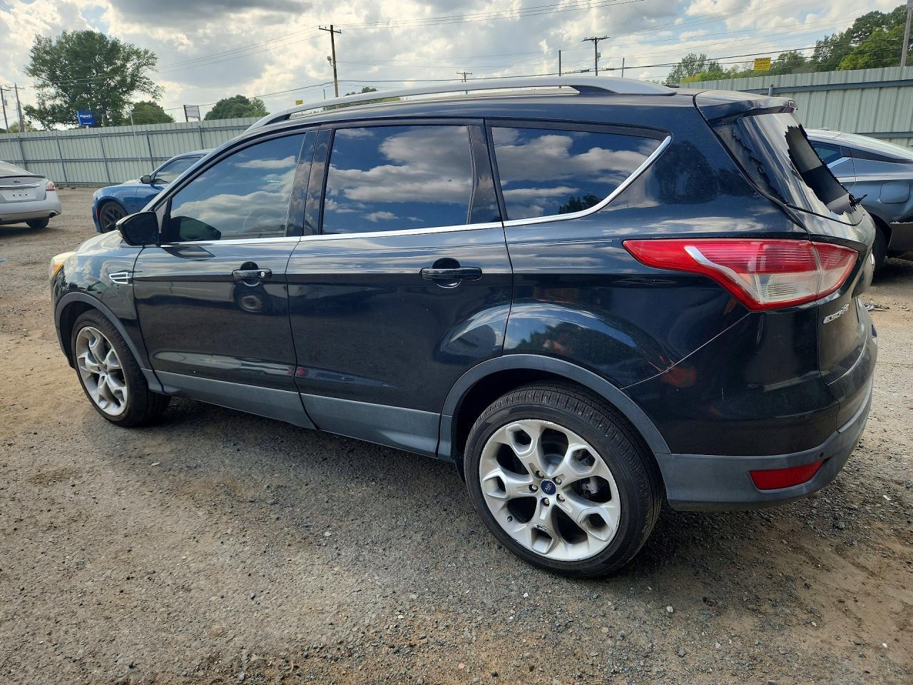 2014 Ford Escape Titanium - Фото 2