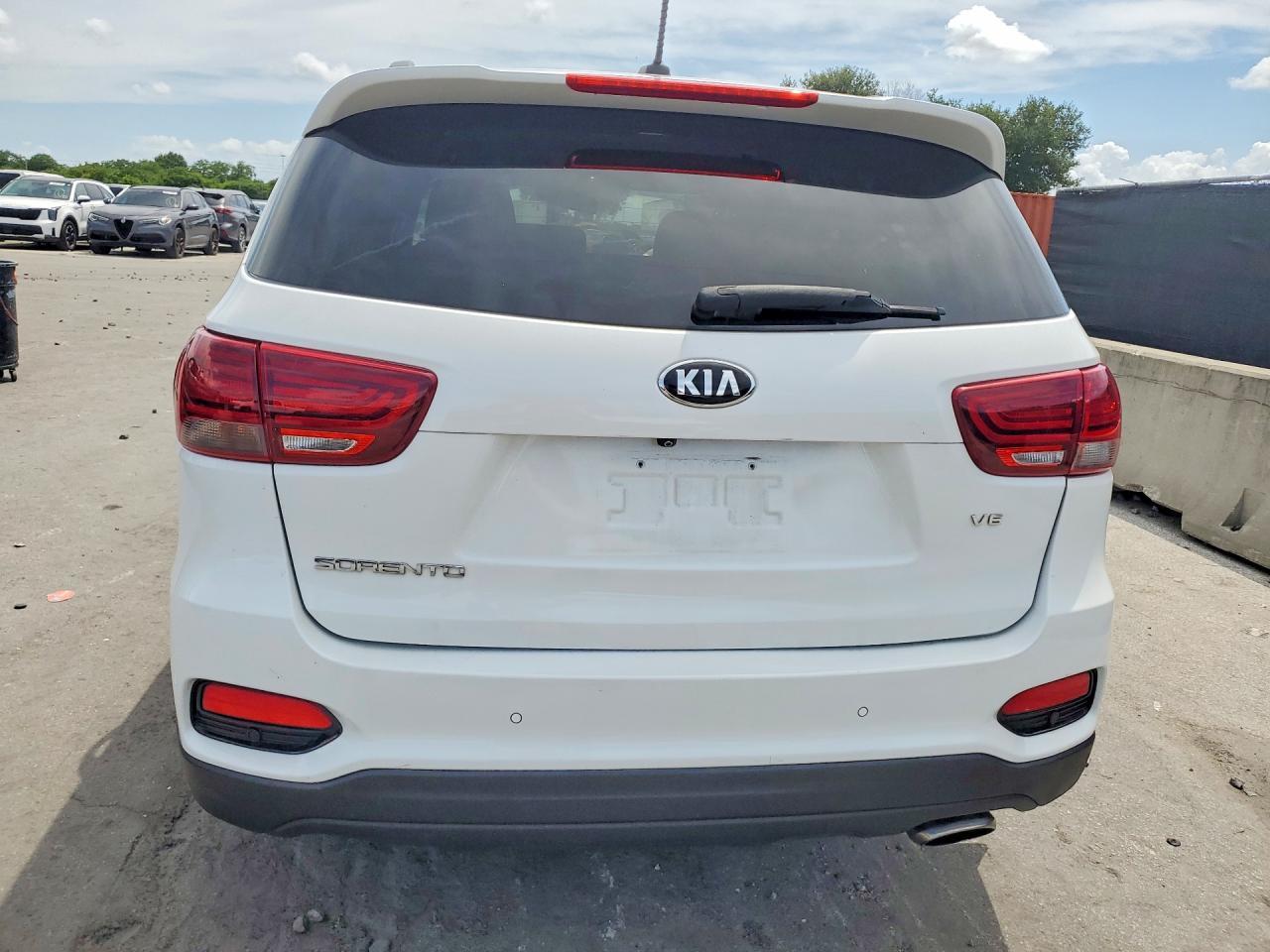2019 Kia Sorento S V6 - Image 6