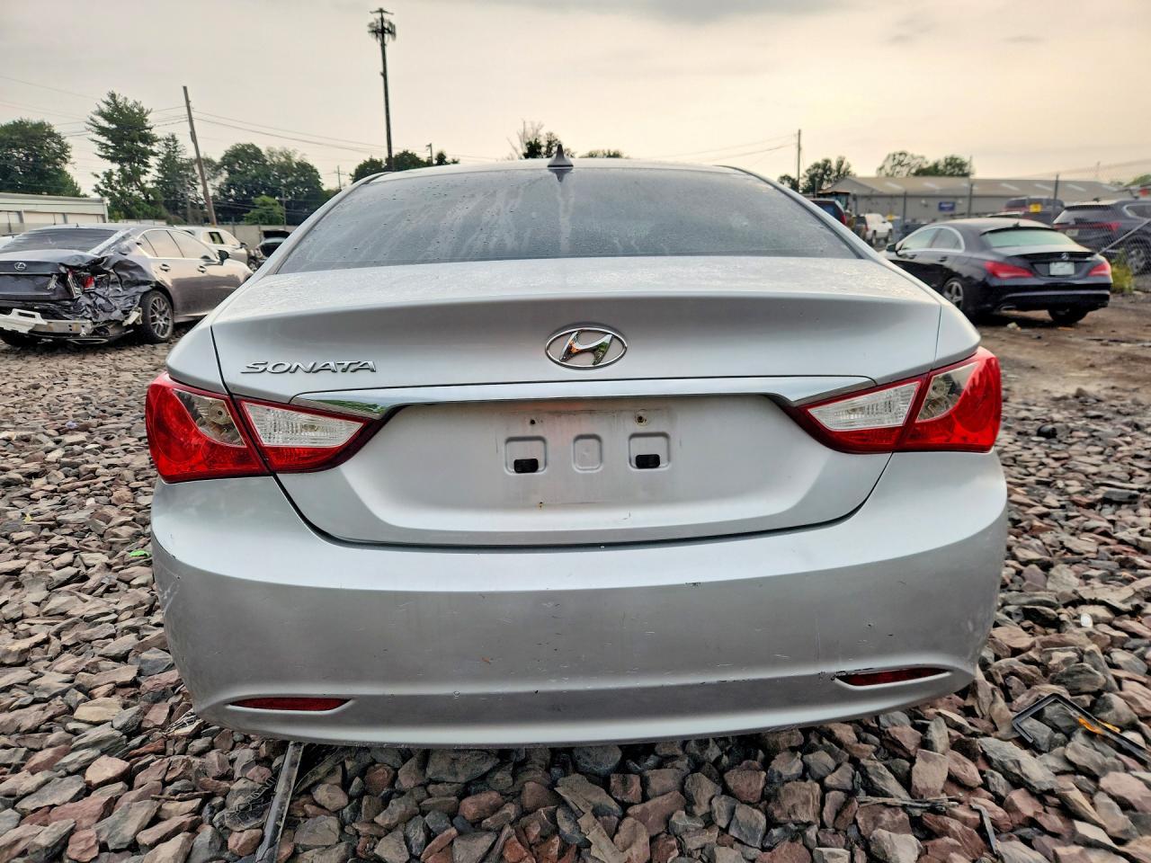2012 Hyundai Sonata Gls - Image 6