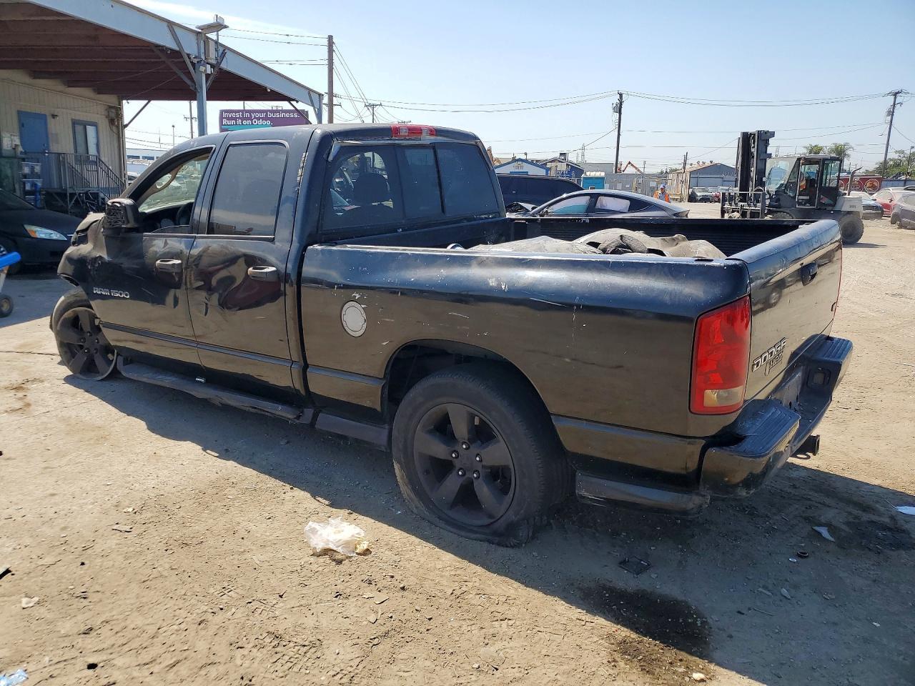2003 Dodge Ram 1500 St - Фото 2