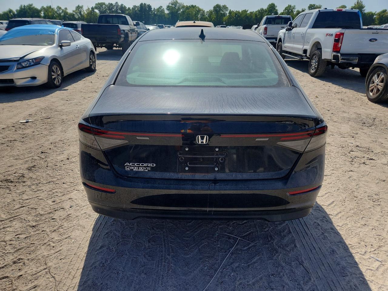 2025 Honda Accord Lx - Фото 6