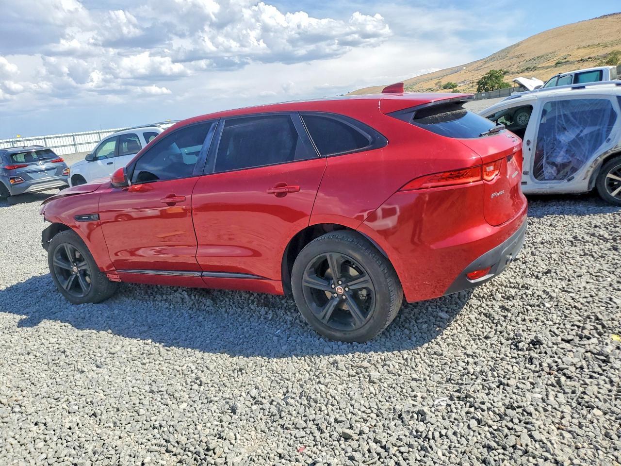 2017 Jaguar F-Pace R - Sport - Фото 2