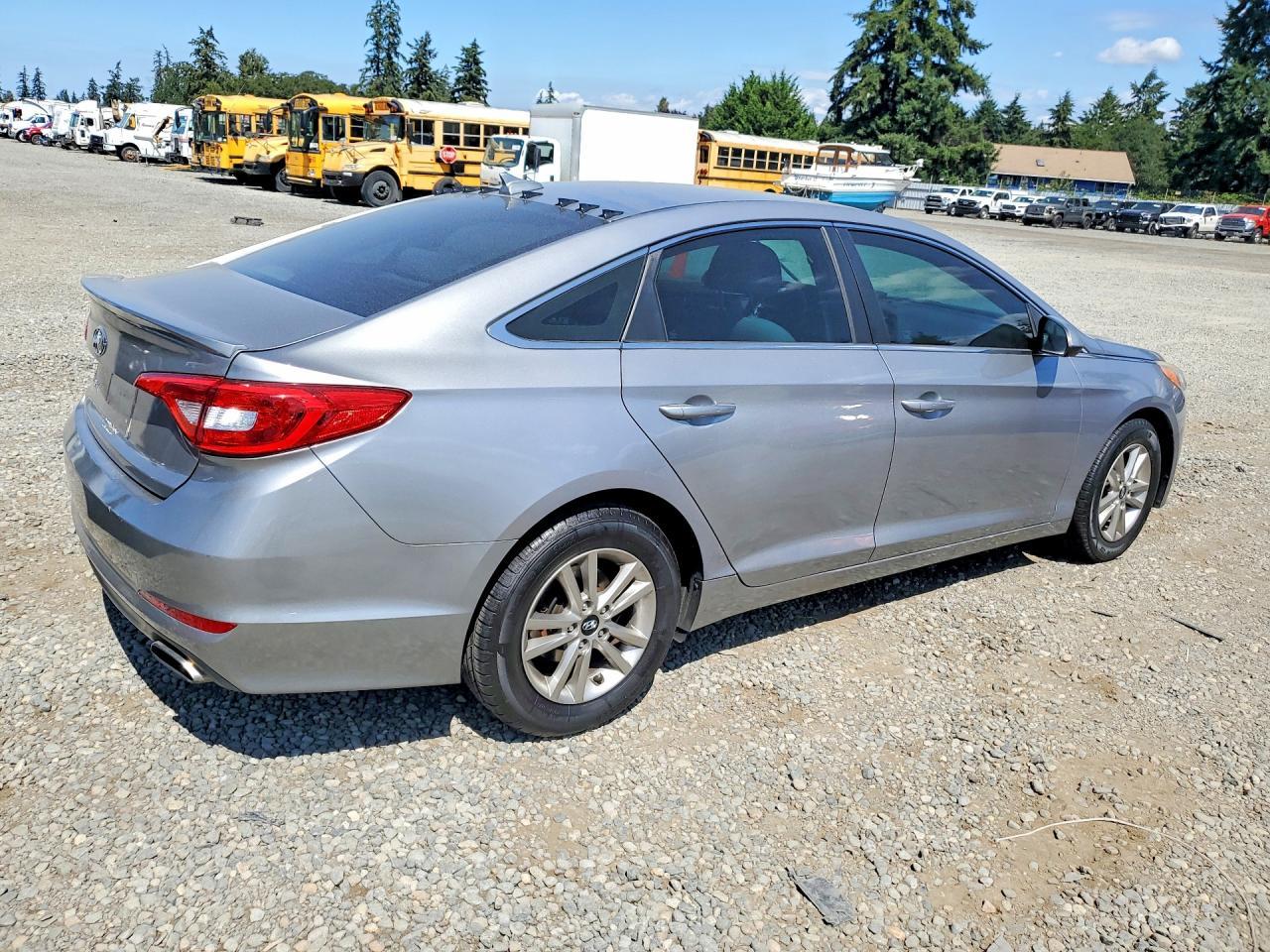 2015 Hyundai Sonata Se - Фото 3