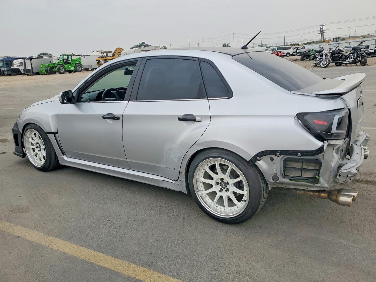 2011 Subaru Impreza Wrx - Фото 2