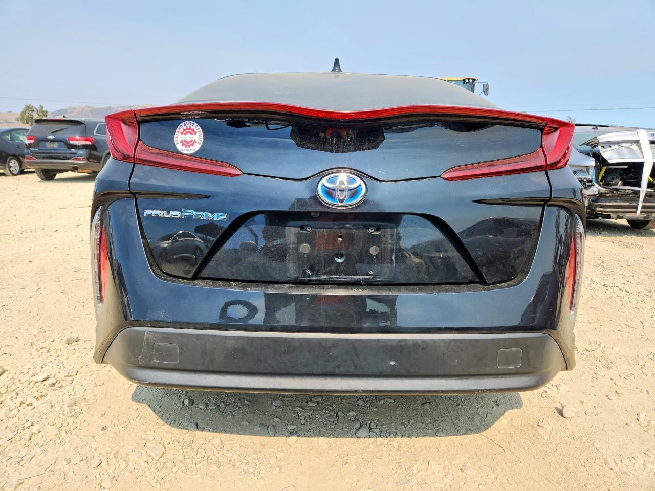 2020 Toyota Prius Prime Le - Фото 6