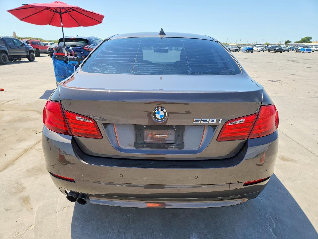 2013 BMW 528 I - Image 6