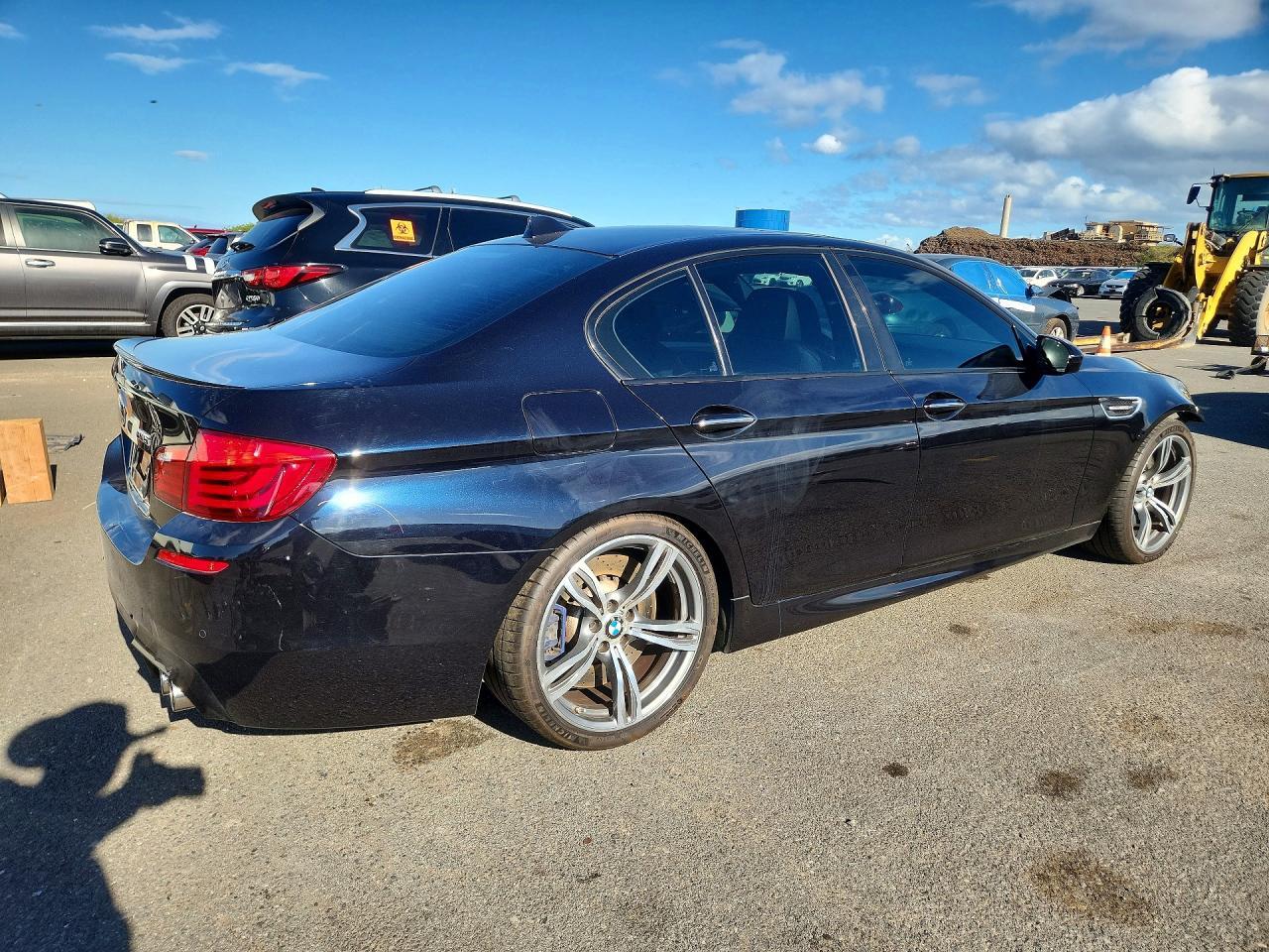 2013 BMW M5 - Фото 3