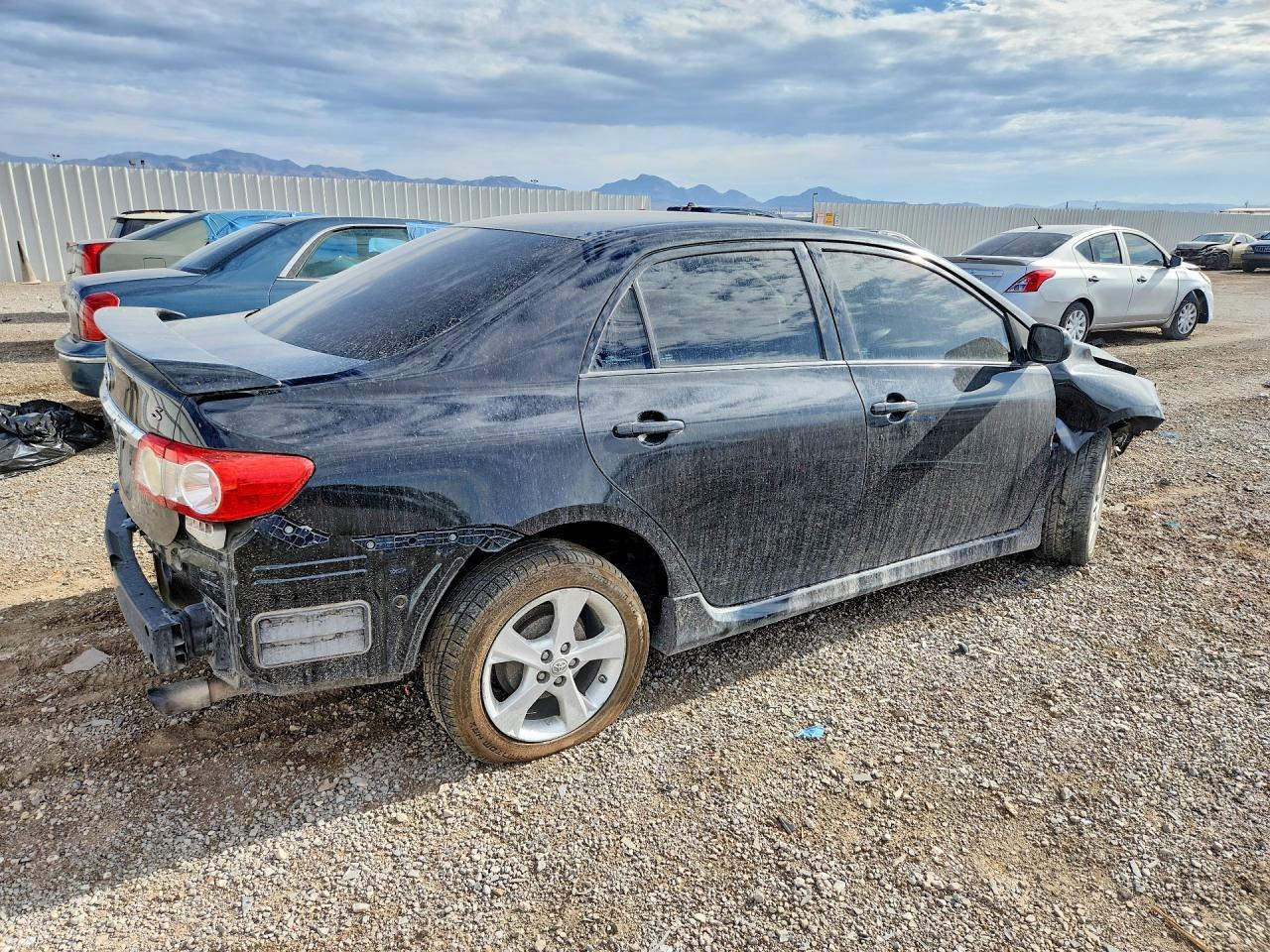2012 Toyota Corolla S - Фото 3