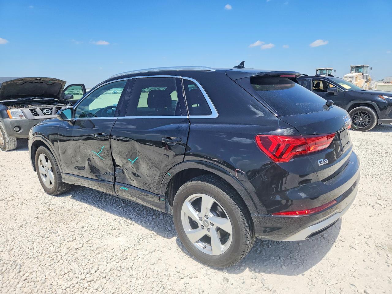 2019 Audi Q3 Premium - Фото 2