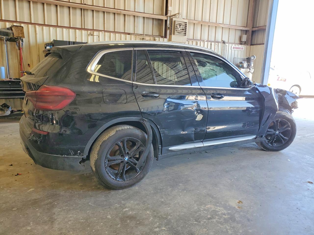 2019 BMW X3 Sdrive30I - Фото 3