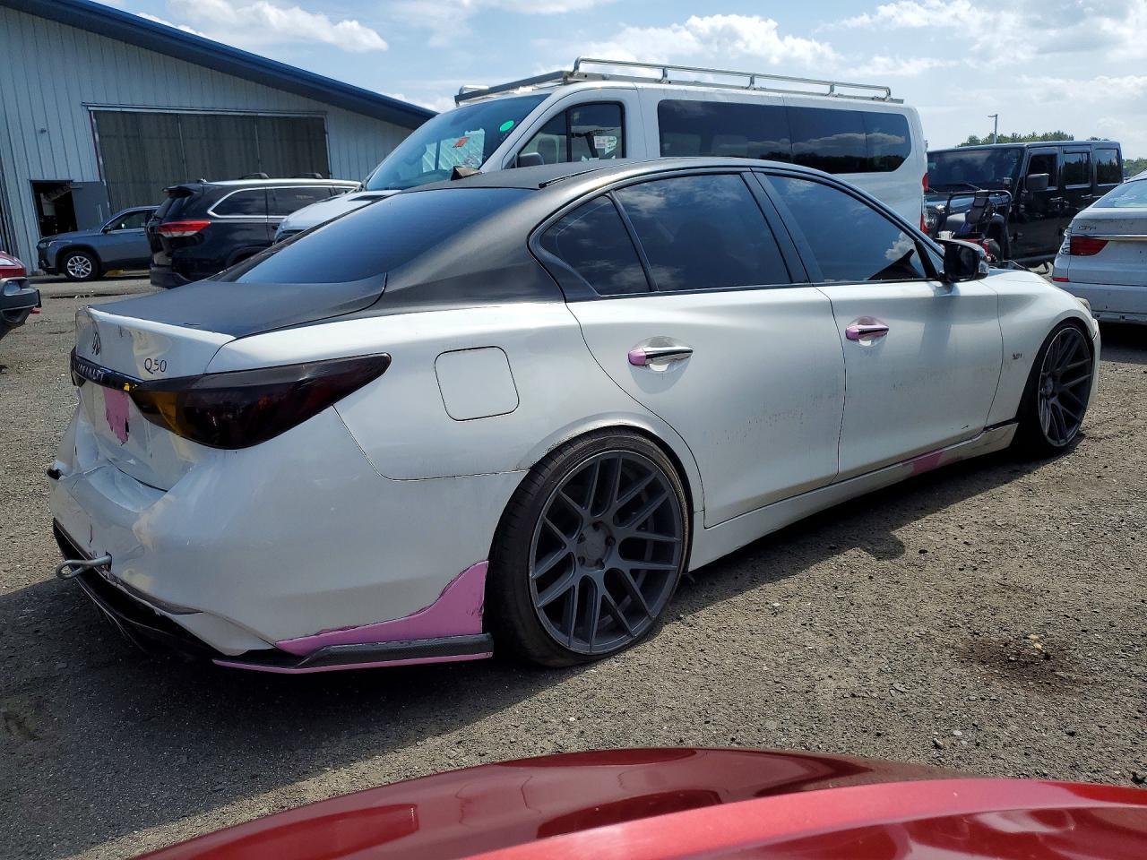 2018 Infiniti Q50 3.0T Luxe - Image 3