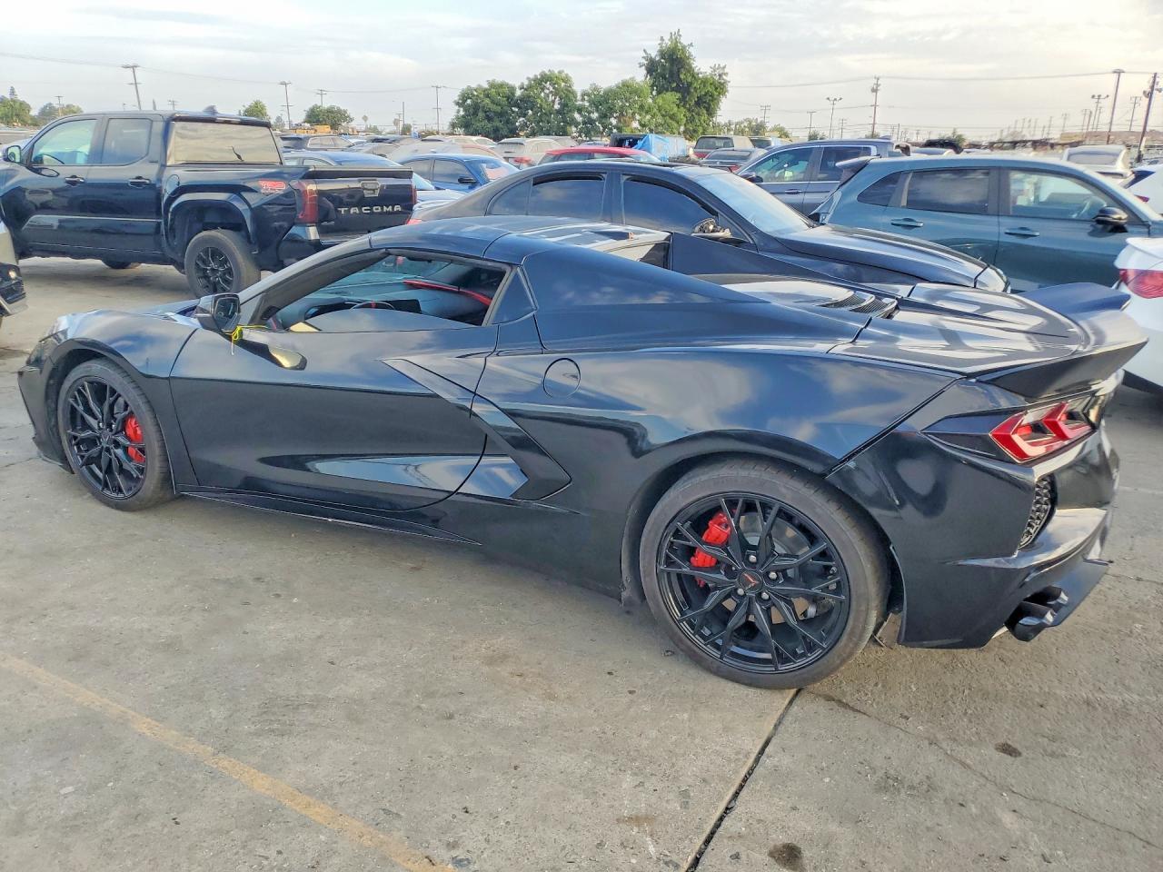 2024 Chevrolet Corvette Stingray 2Lt - Фото 2