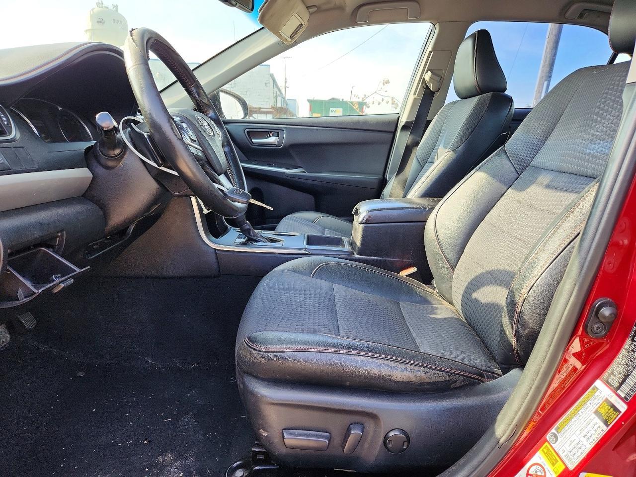 2015 Toyota Camry Se - Фото 7
