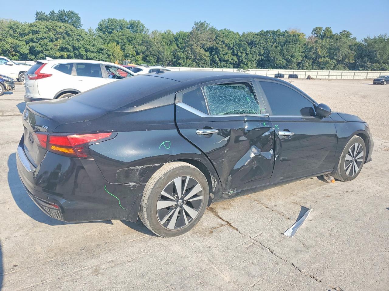2021 Nissan Altima Sv - Image 3