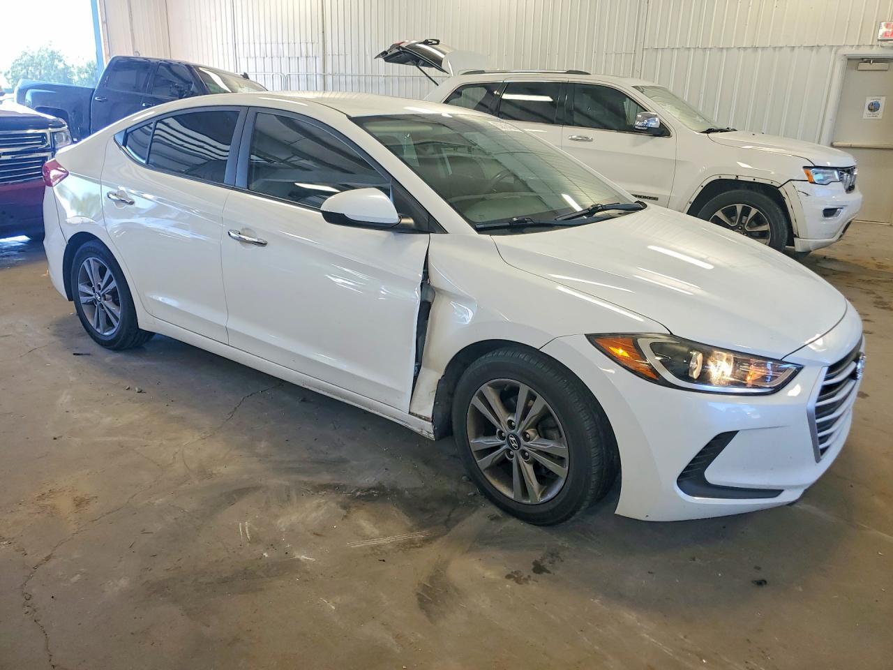 2017 Hyundai Elantra Se - Фото 4