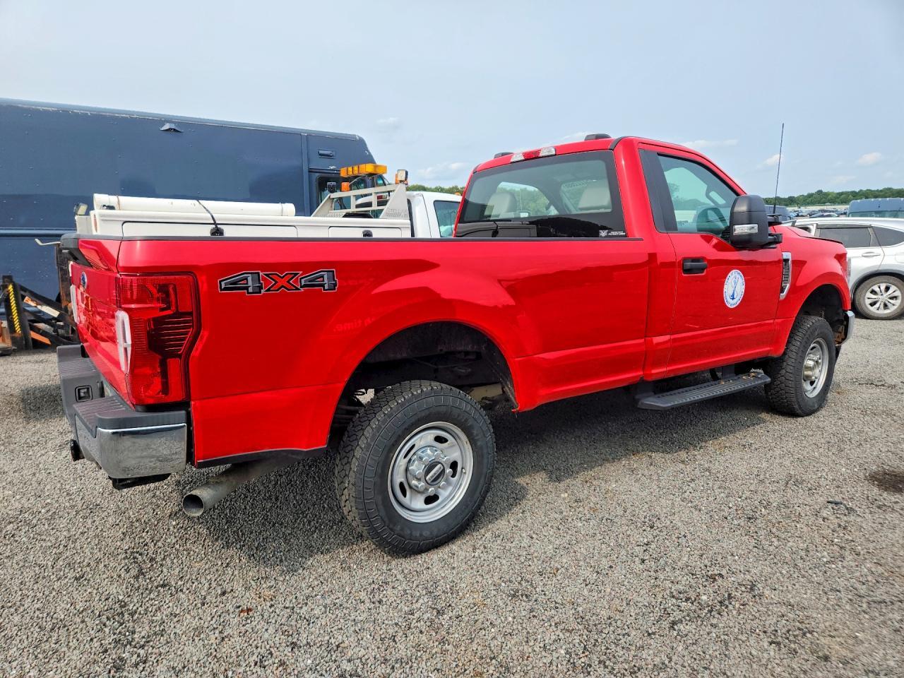 2022 Ford F350 Super Duty - Image 3