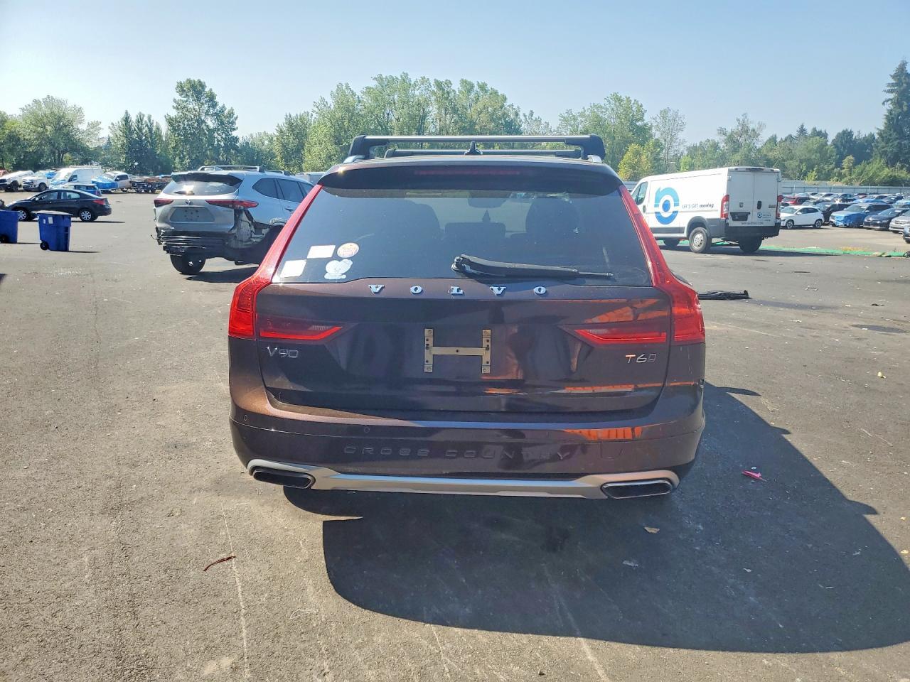 2017 Volvo V90 Cross Country T6 Inscription - Image 6