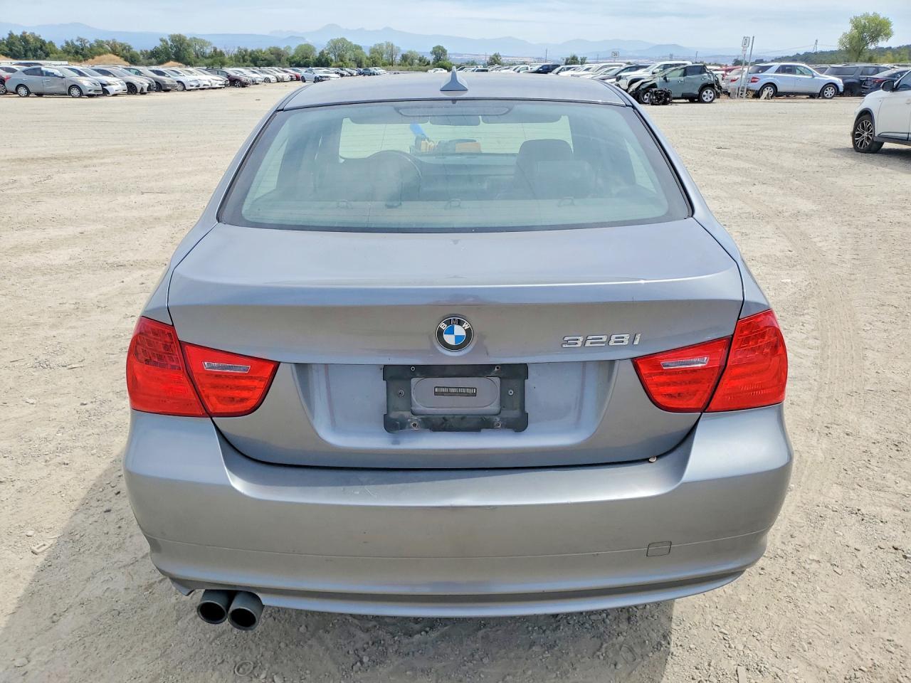 2011 BMW 328 Xi Sulev - Фото 6