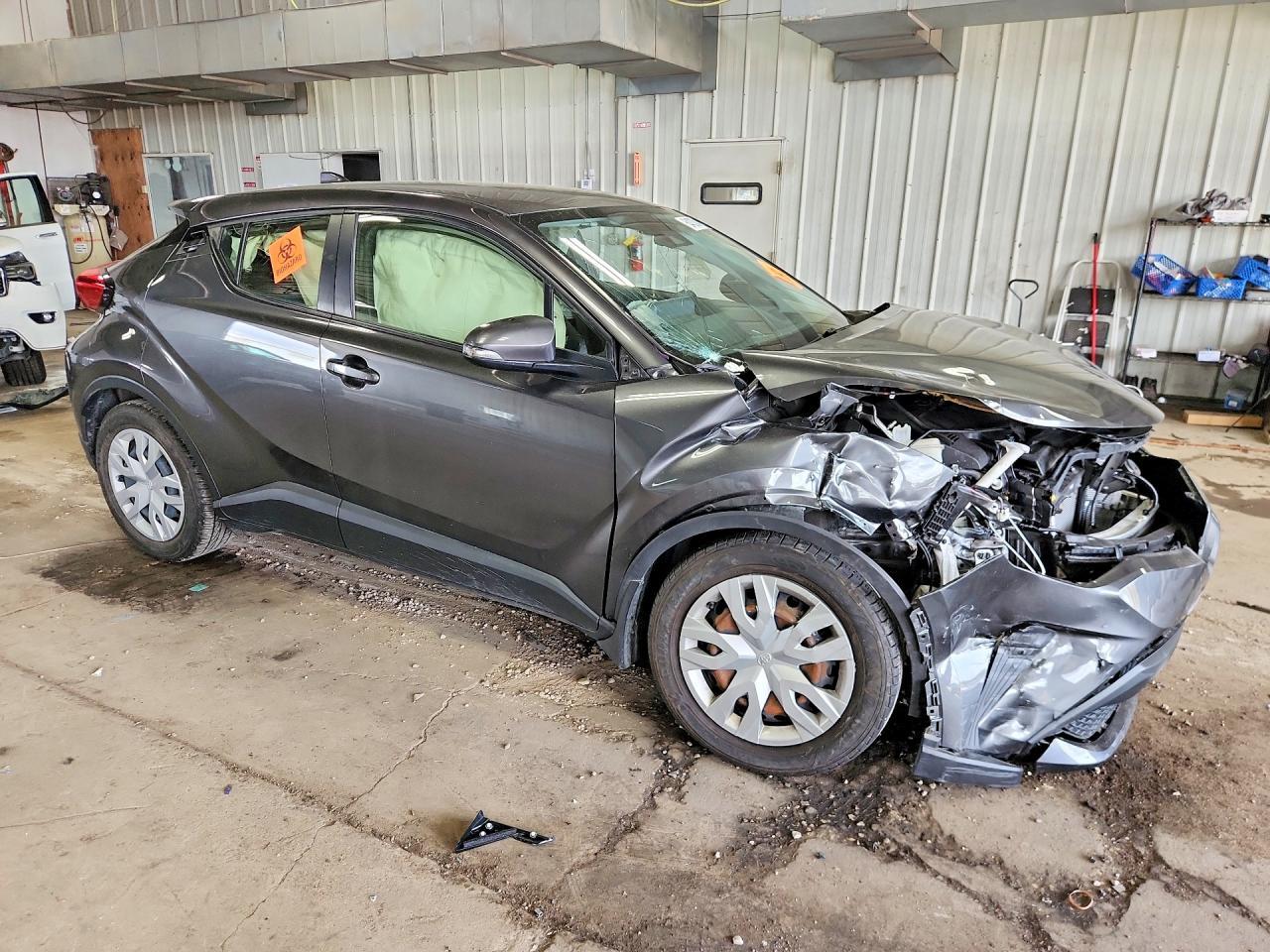 2021 Toyota C-Hr Le - Фото 4