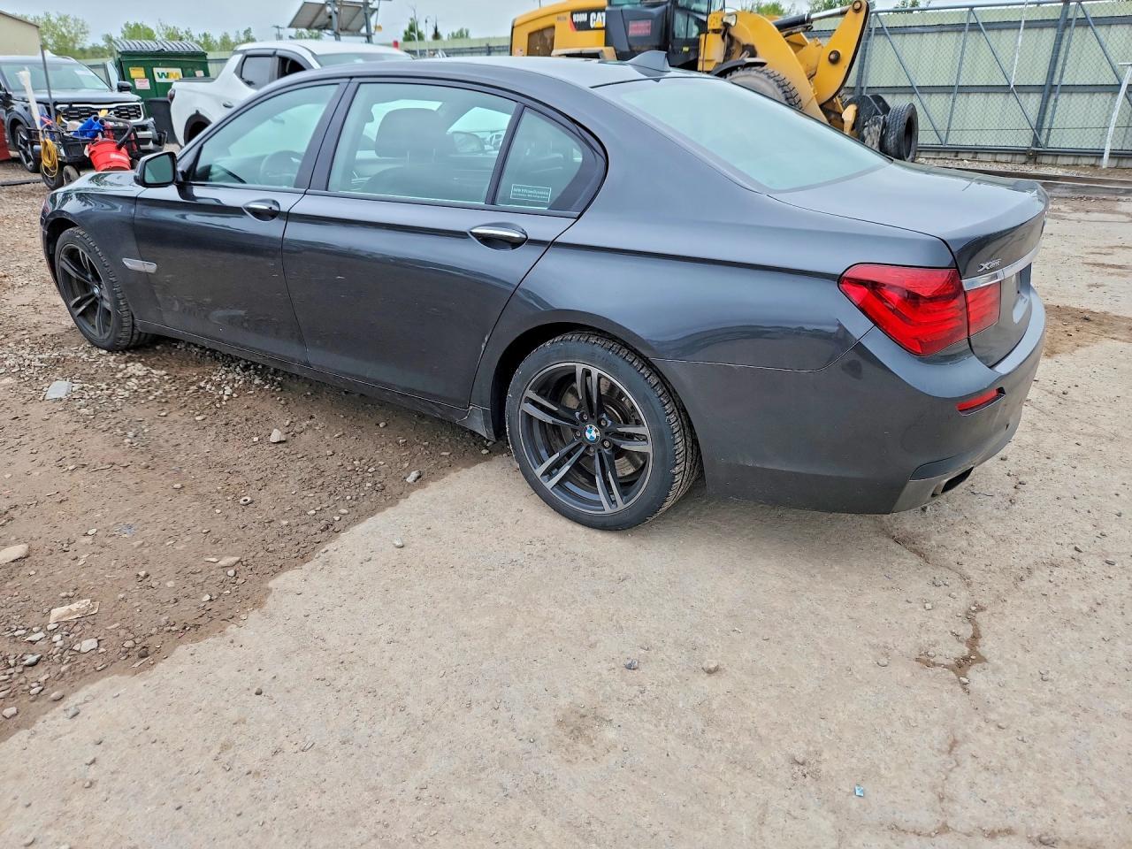 2015 BMW 750 Lxi - Image 2