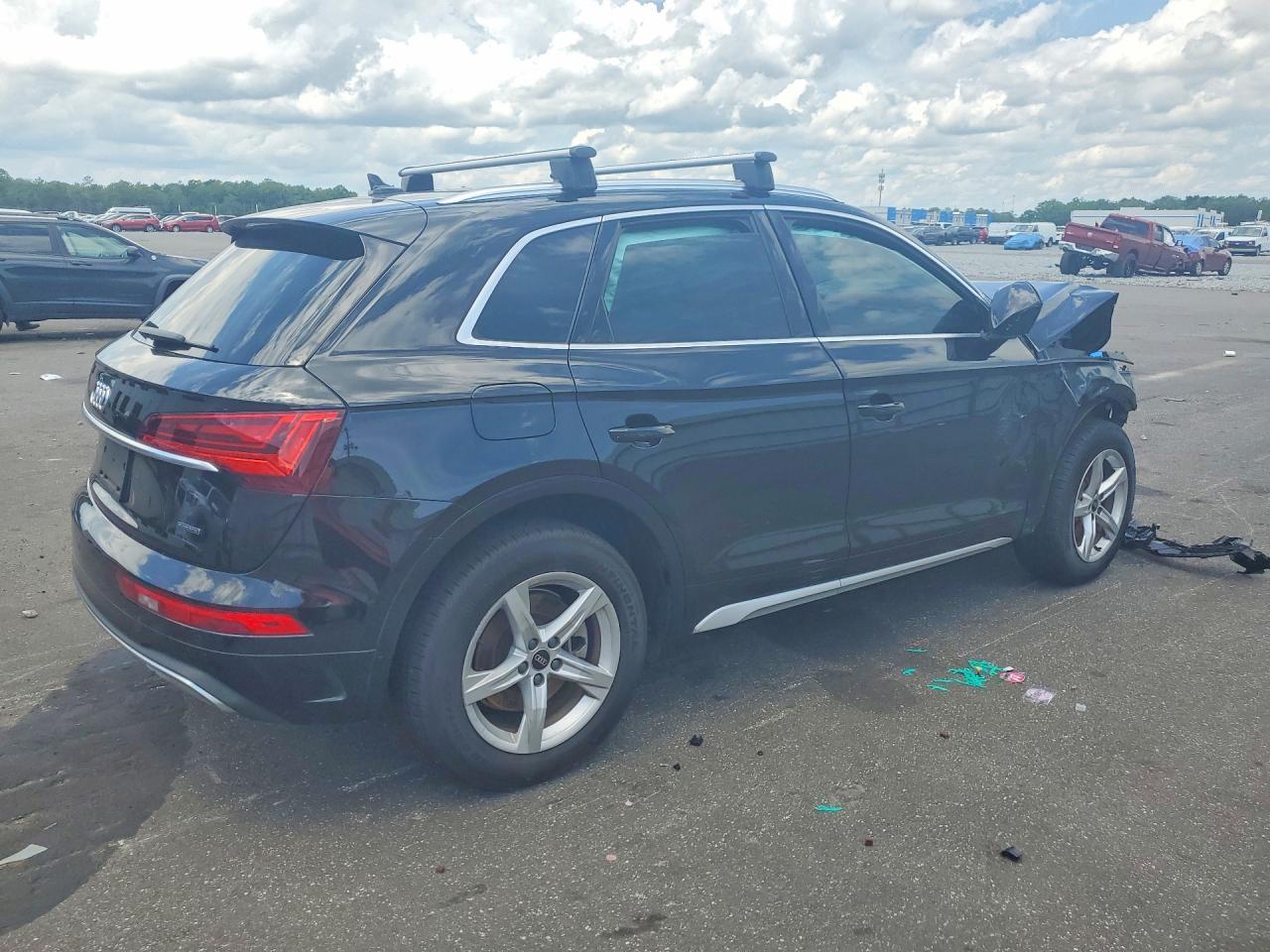 2023 Audi Q5 Premium 40 - Фото 3
