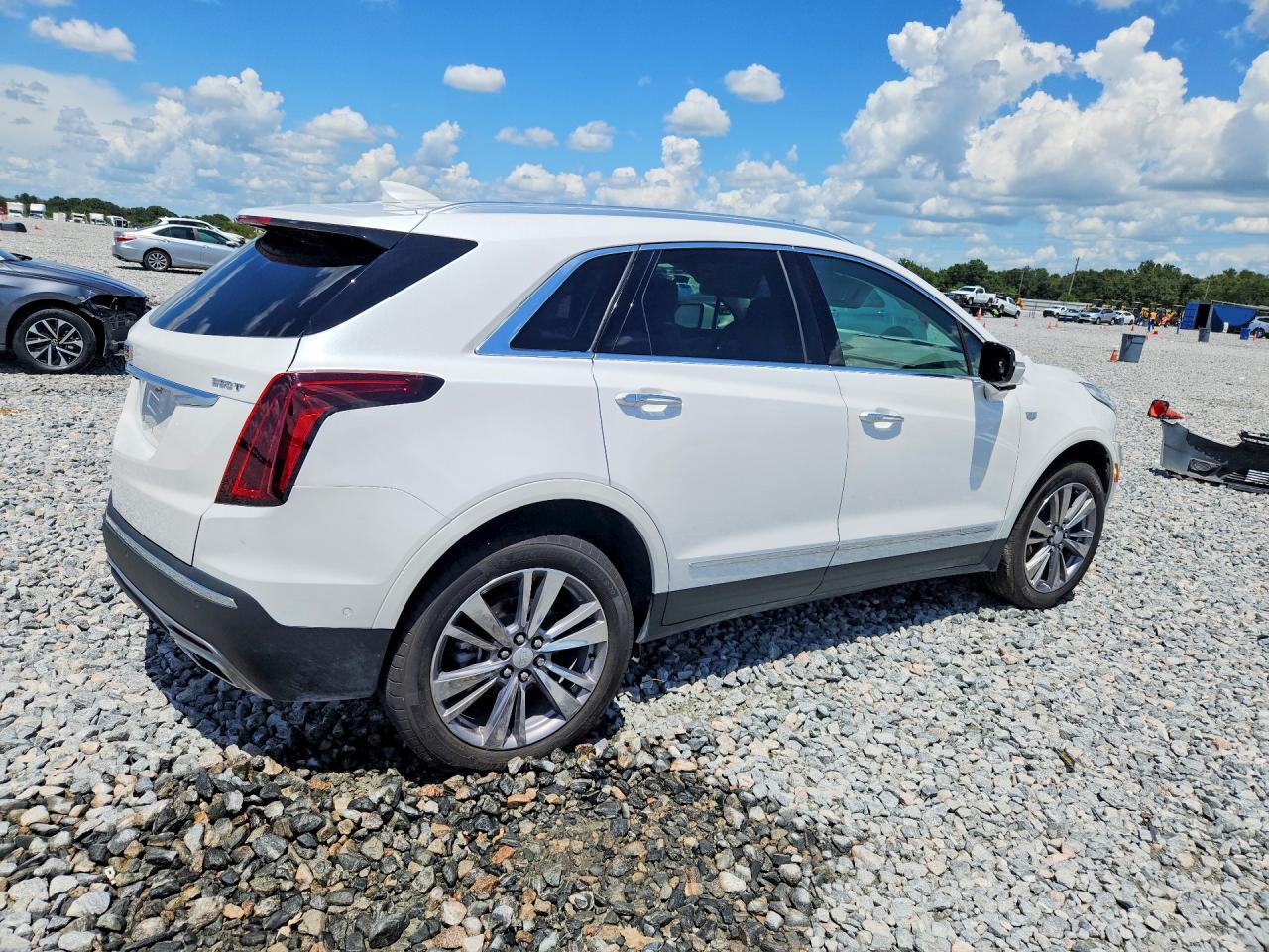 2024 Cadillac Xt5 Premium Luxury - Image 3