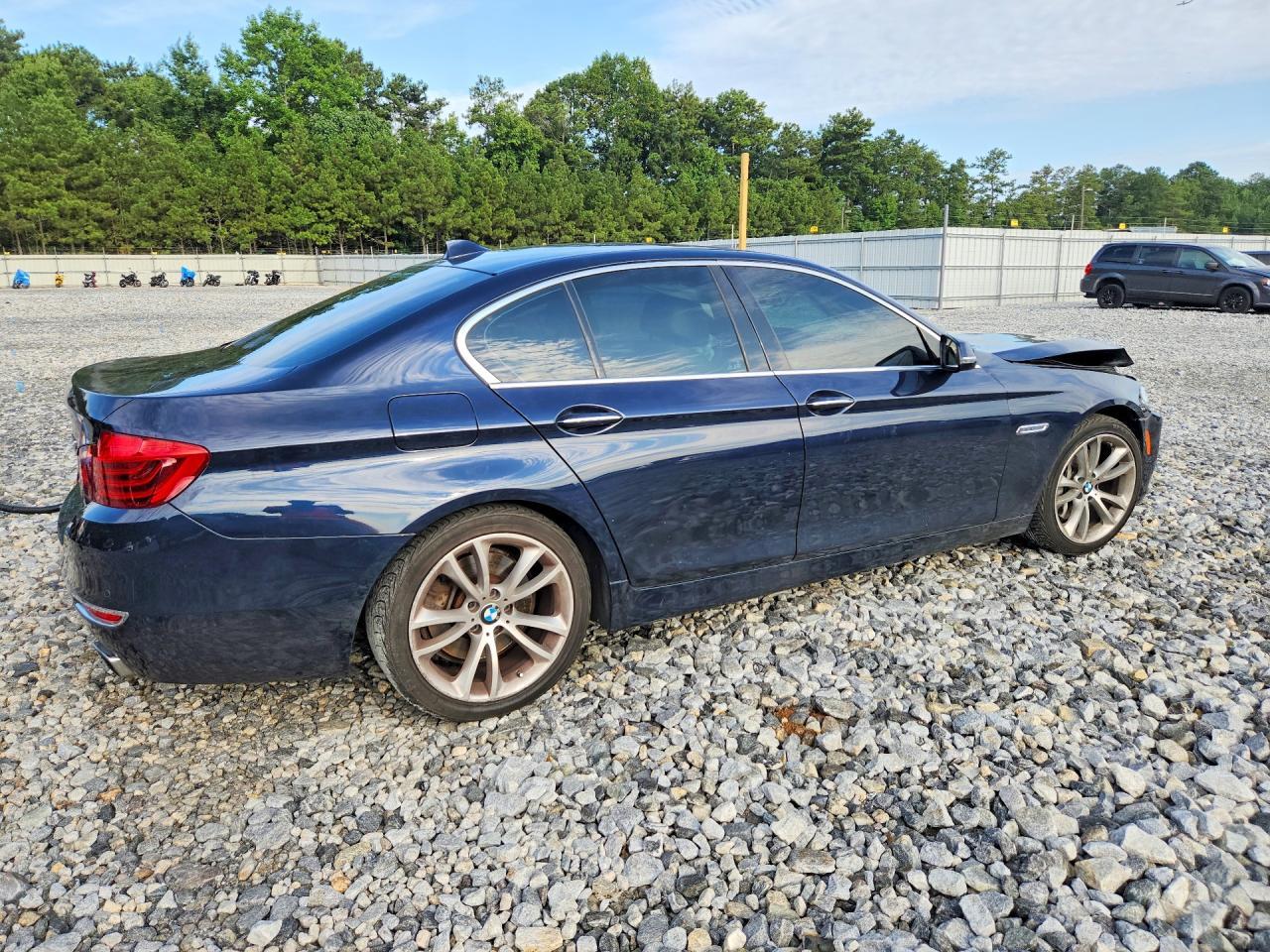 2015 BMW 550 I - Фото 3