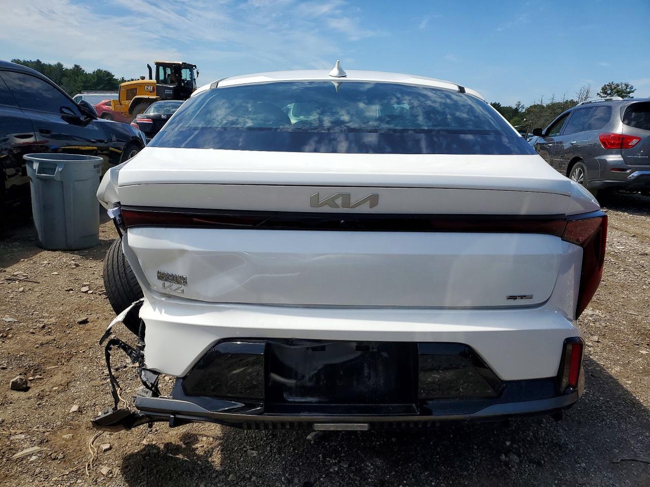 2025 Kia K4 Gt Line - Фото 6