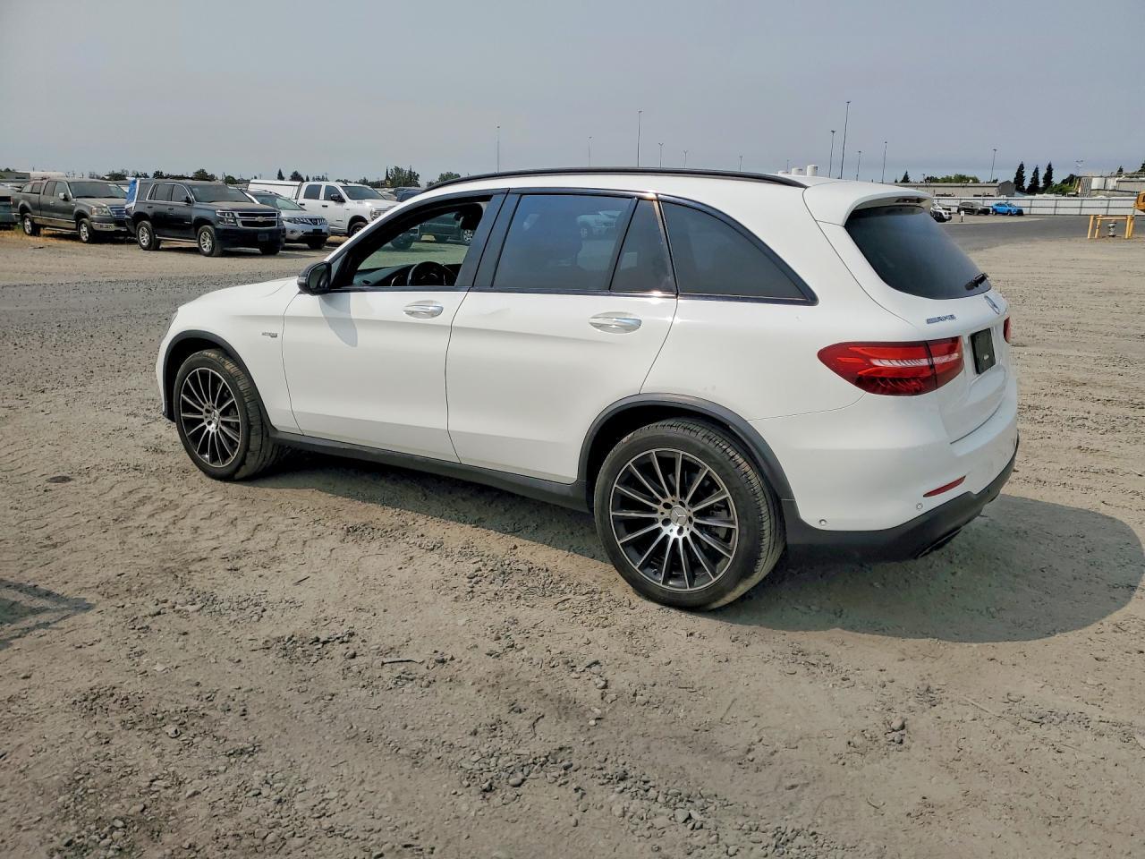 2018 Mercedes-Benz Glc 43 4Matic Amg - Image 2