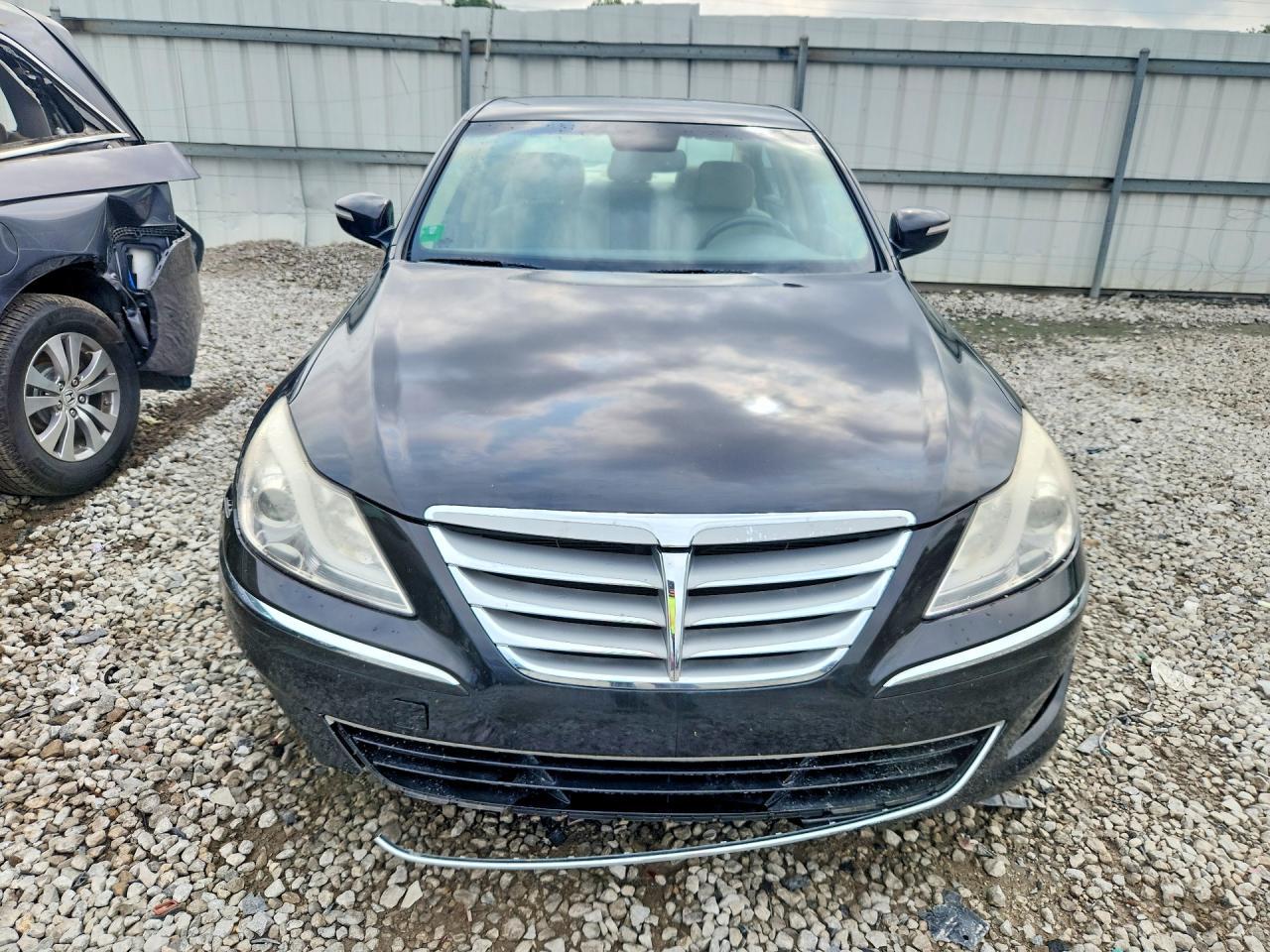 2014 Hyundai Genesis 3.8L - Фото 5
