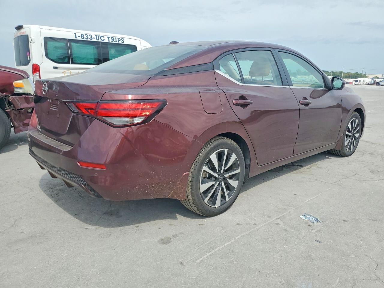 2025 Nissan Sentra Sv - Image 3