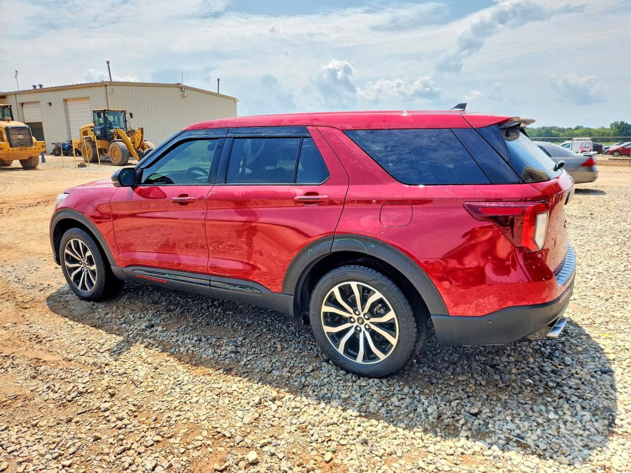 2021 Ford Explorer St - Фото 2