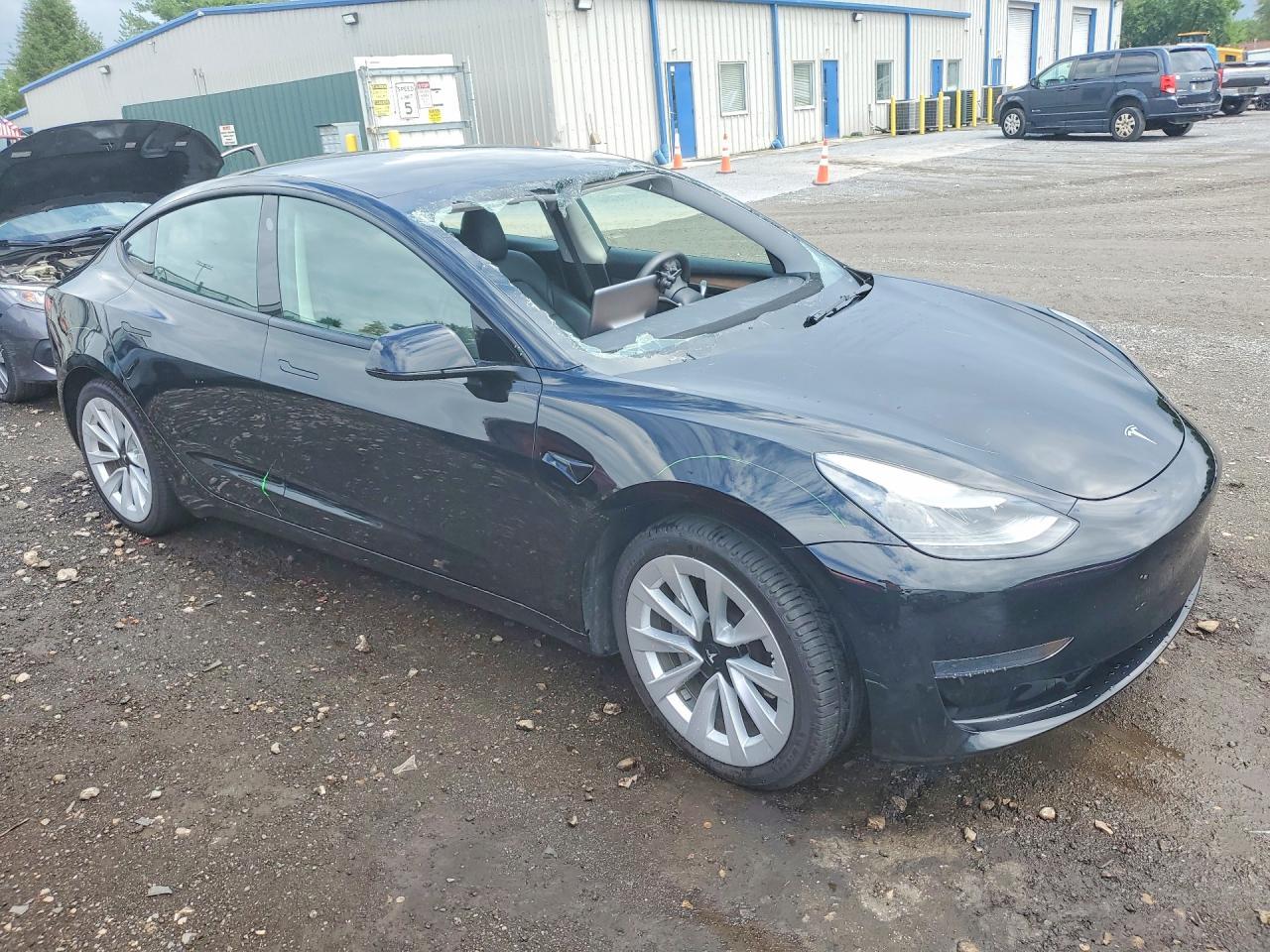 2023 Tesla Model 3 - Фото 4