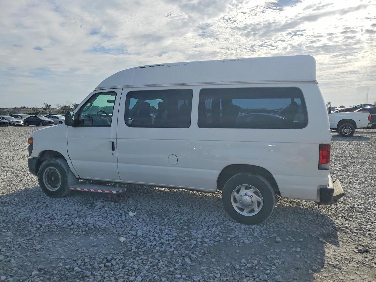 2012 Ford Econoline E150 Van - Image 2
