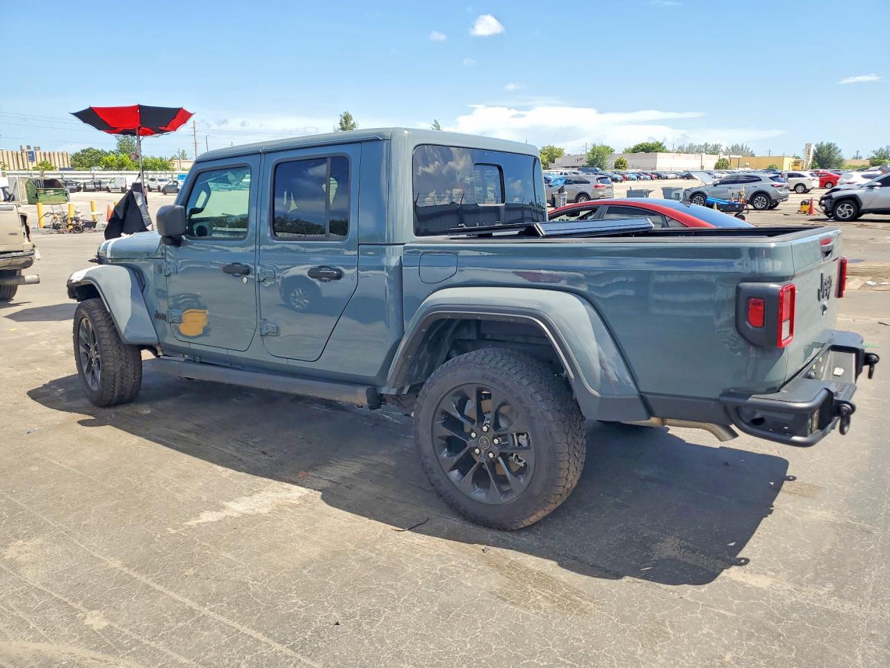 2025 Jeep Gladiator Sport - Image 2